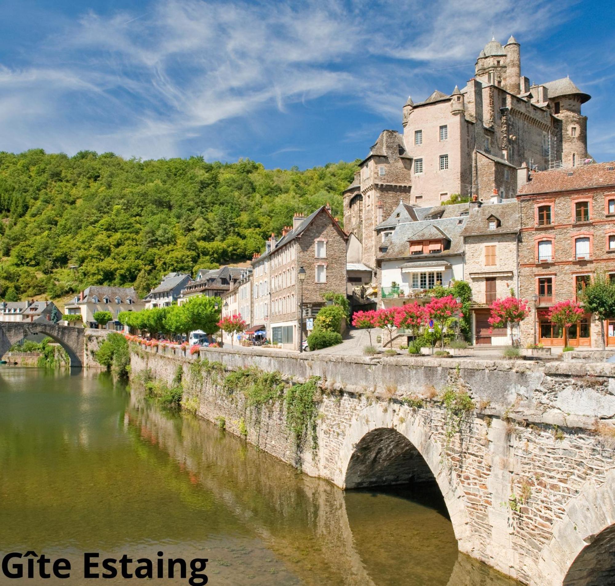 Chez Cornelia Bed & Breakfast Estaing  Eksteriør bilde
